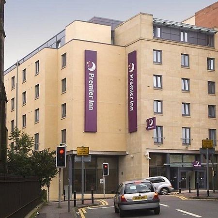 Premier Inn Edinburgh Central Exterior photo
